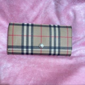 💢AUTHENTIC BURBERRY WALLET💢